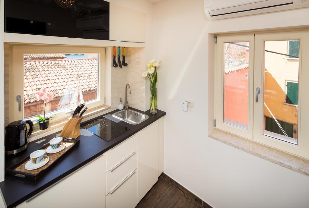 Apartment Shambala Sea View روفينج المظهر الخارجي الصورة